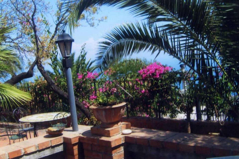 טאורמינה Villa Branco מראה חיצוני תמונה