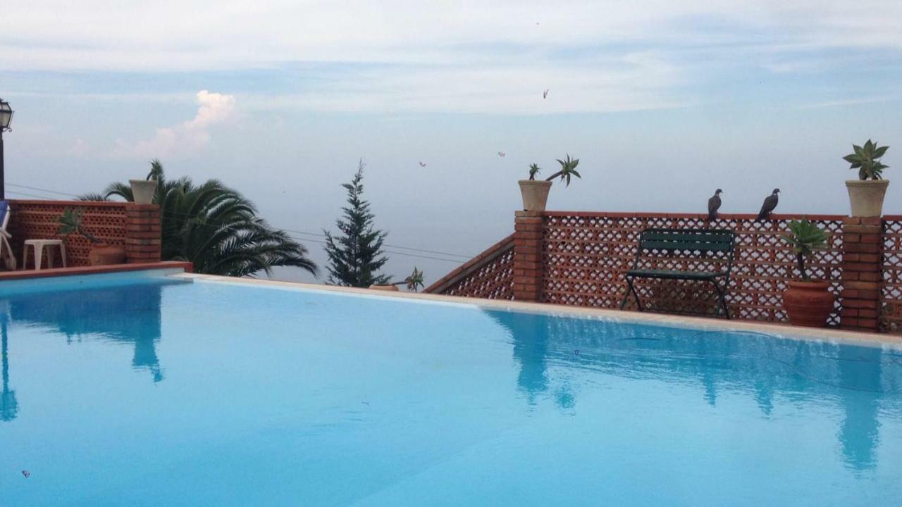 טאורמינה Villa Branco מראה חיצוני תמונה
